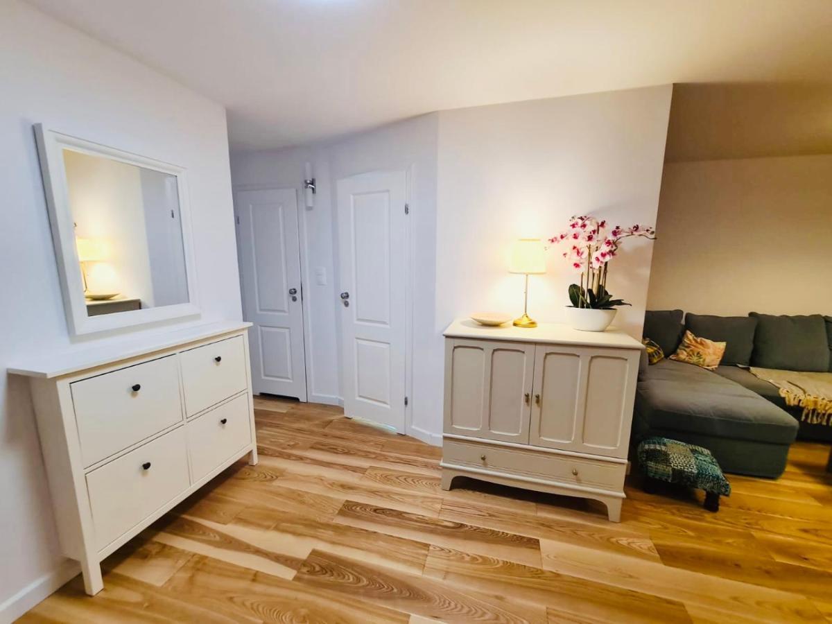 Mountain View 2-Double Bedroom Apartment Jelenia Góra Kültér fotó