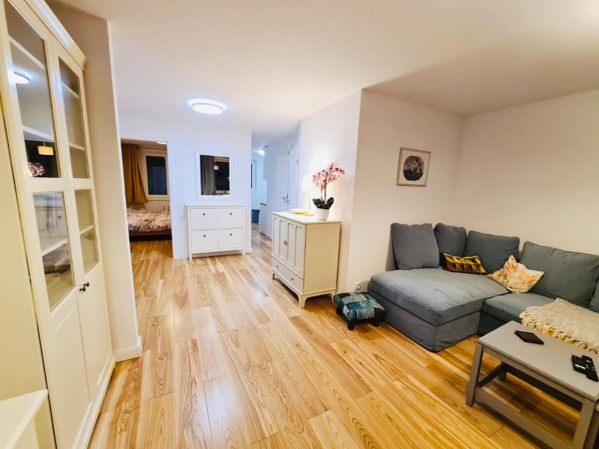 Mountain View 2-Double Bedroom Apartment Jelenia Góra Kültér fotó
